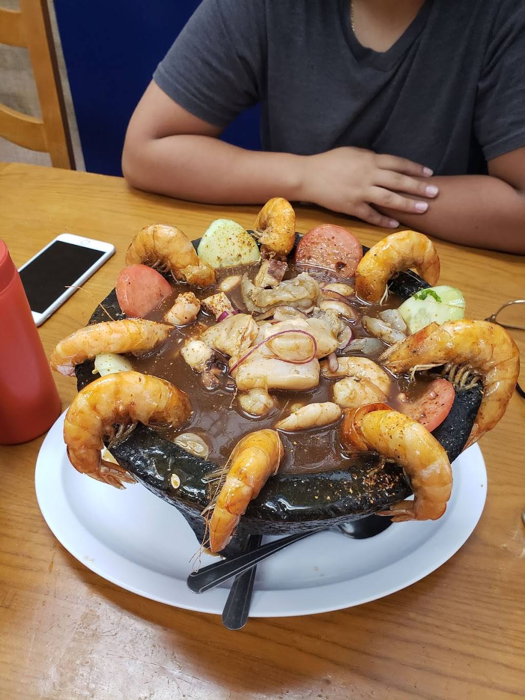 MARISCOS EL MORENO | restaurant | 11098 Atlantic Ave, Lynwood, CA 90262, USA | 3238101740 OR +1 323-810-1740