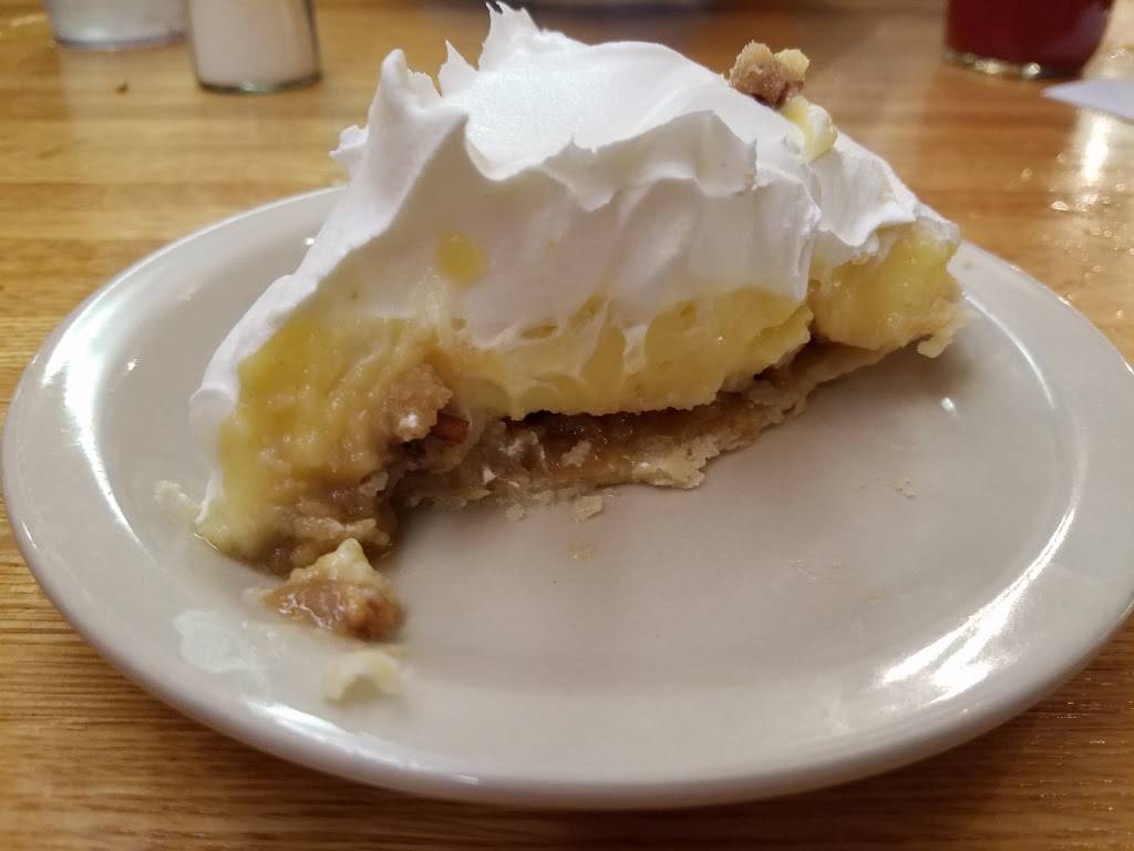 Sunset Restaurant | restaurant | 640 S Cumberland St, Lebanon, TN 37087, USA | 6154449530 OR +1 615-444-9530