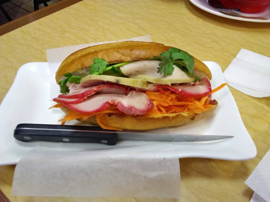 PhoDera Vietnamese Noodle House | restaurant | 200 W Olive Ave, Madera, CA 93637, USA | 5593954510 OR +1 559-395-4510