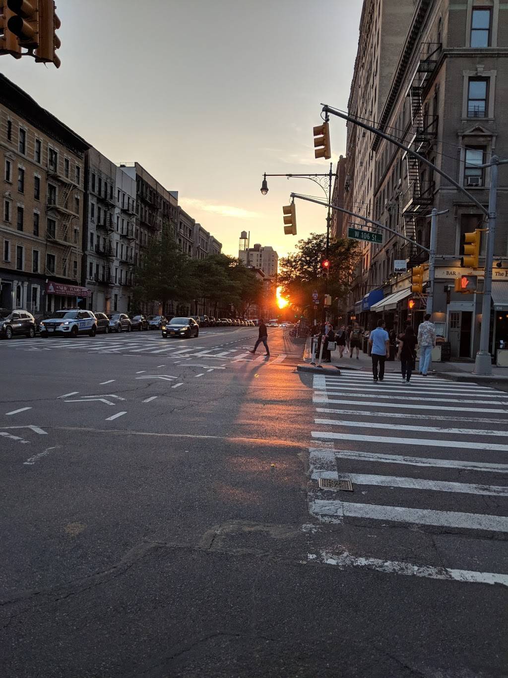 Marios Gourmet Deli | restaurant | 934 Amsterdam Ave, New York, NY 10025, USA | 2122224470 OR +1 212-222-4470