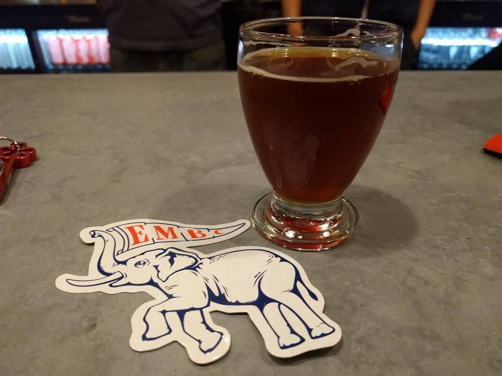 Eastern Market Brewing Co | restaurant | 2515 Riopelle St, Detroit, MI 48207, USA | 3135025165 OR +1 313-502-5165