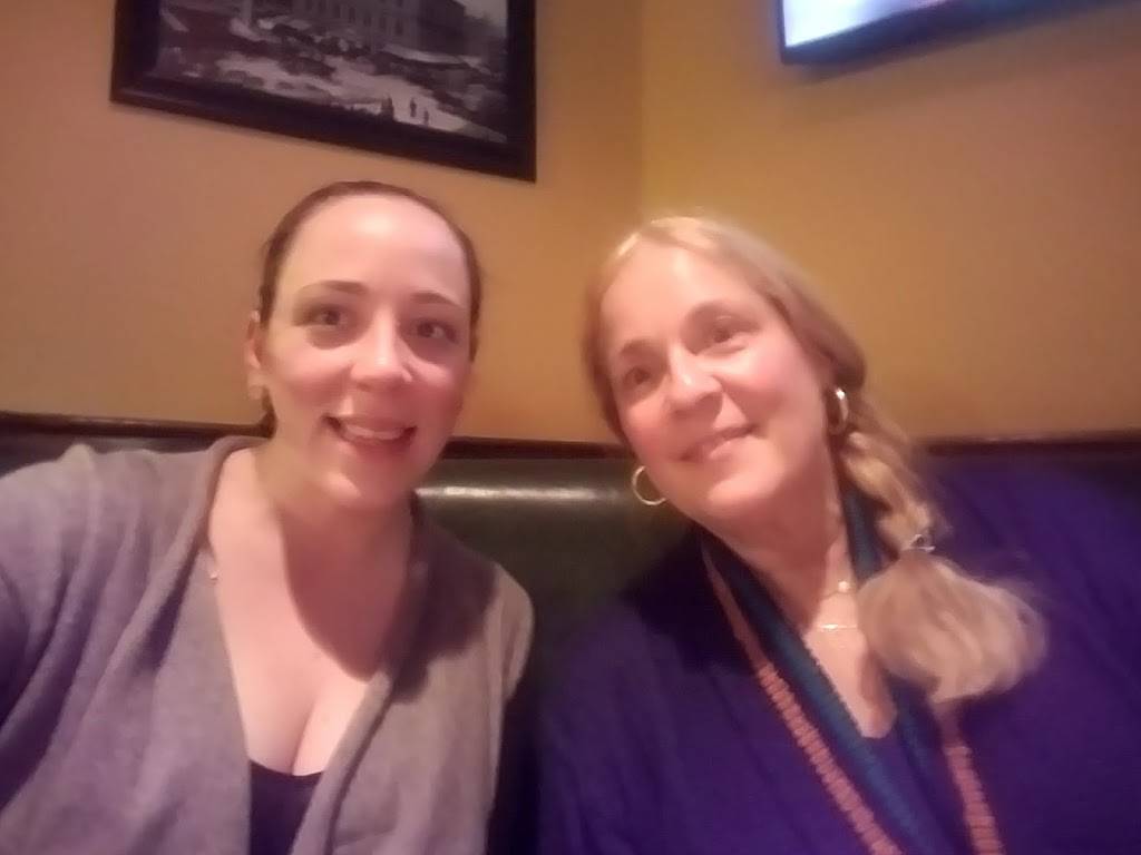 Corrib Pub & Restaurant | restaurant | 2030 Centre St, West Roxbury, MA 02132, USA | 6174694177 OR +1 617-469-4177