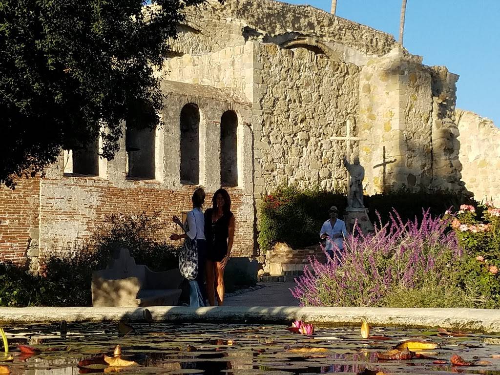 Cedar Creek Inn | restaurant | 26860 Ortega Hwy, San Juan Capistrano, CA 92675, USA | 9492402229 OR +1 949-240-2229