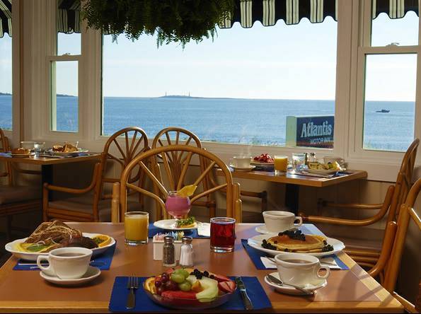 Atlantis Oceanfront Inn Hotel In Gloucester, MA | restaurant | 125 Atlantic Rd, Gloucester, MA 01930, USA | 9782830014 OR +1 978-283-0014
