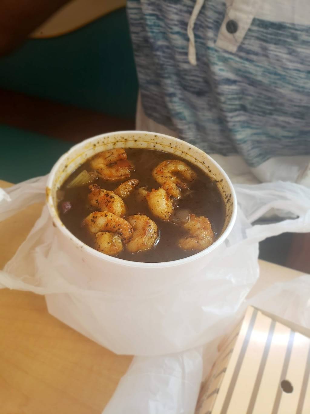 Louisiana Famous Fried Chicken & Seafood | restaurant | 4206 E Harry St, Wichita, KS 67218, USA | 3162609929 OR +1 316-260-9929