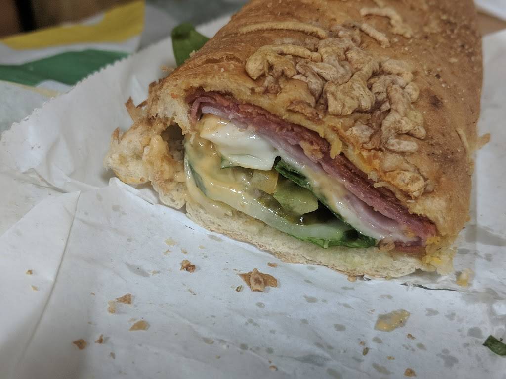 Subway Restaurants | restaurant | 8755 W 79th St, Justice, IL 60458, USA | 7084581071 OR +1 708-458-1071