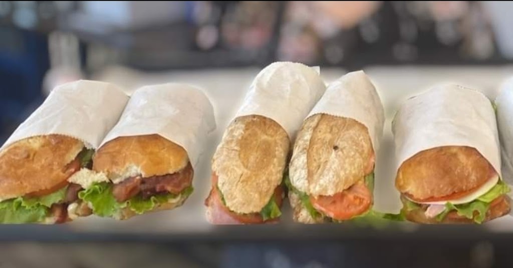 Crumbs Up Bakery | restaurant | 700 Harrison St Suite D, Batesville, AR 72501, USA | 8705694379 OR +1 870-569-4379