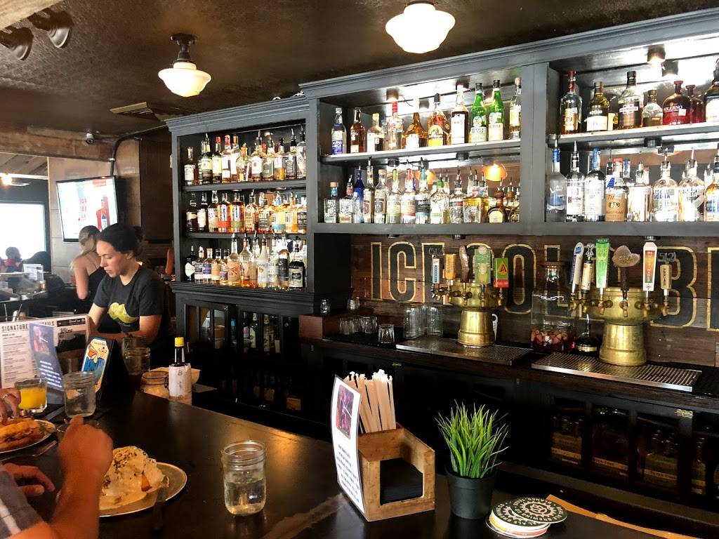 Gourdoughs Public House | restaurant | 2700 S Lamar Blvd, Austin, TX 78704, USA | 5129129070 OR +1 512-912-9070