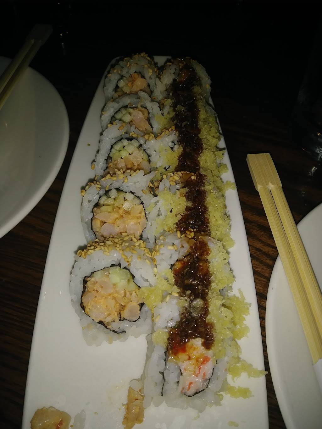 Kona Grill | restaurant | 444 Ward Pkwy, Kansas City, MO 64112, USA | 8169315888 OR +1 816-931-5888