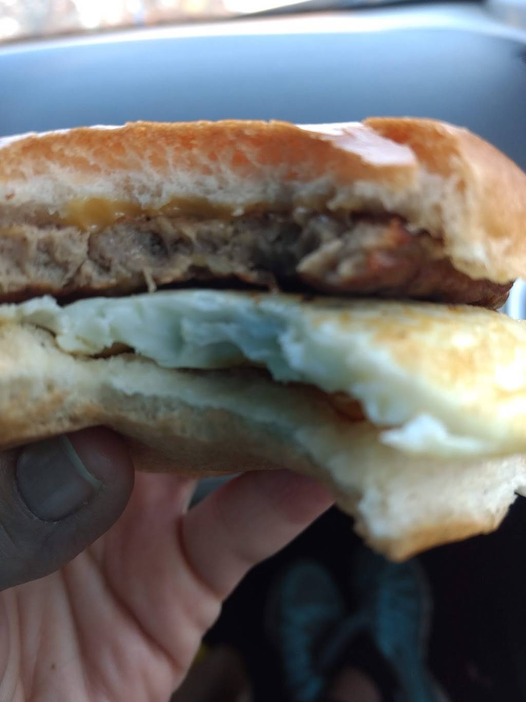 White Castle | restaurant | 41205 Ford Rd, Canton, MI 48187, USA | 7348440229 OR +1 734-844-0229