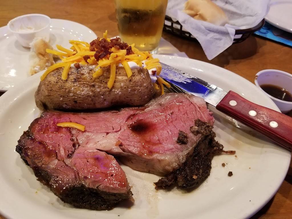 Texas Roadhouse | restaurant | 2600 Colonel Glenn Hwy, Fairborn, OH 45324, USA | 9374267422 OR +1 937-426-7422