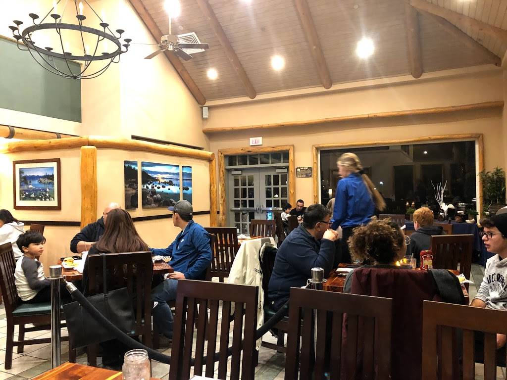 The Bear Moon Bar & Grill | restaurant | 901 Ski Run Blvd, South Lake Tahoe, CA 96150, USA | 5305416122 OR +1 530-541-6122