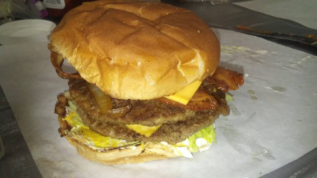 Jbs Wings And Thangs present JBS ON THA "G"O | restaurant | 1601 independence road, Bluemound, TX 76131, United States | 8172049216 OR +1 817-204-9216