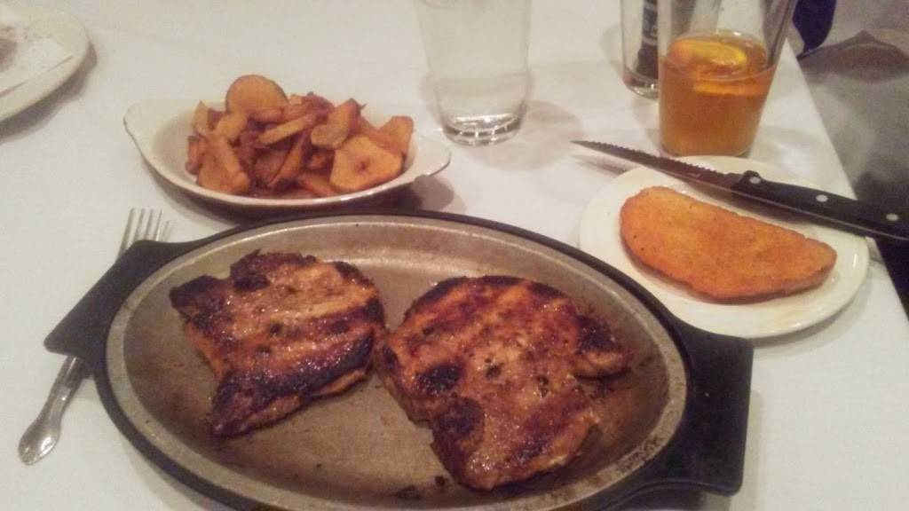 Tozzis On 12th | restaurant | 4210 12th St NW, Canton, OH 44708, USA | 3304777515 OR +1 330-477-7515