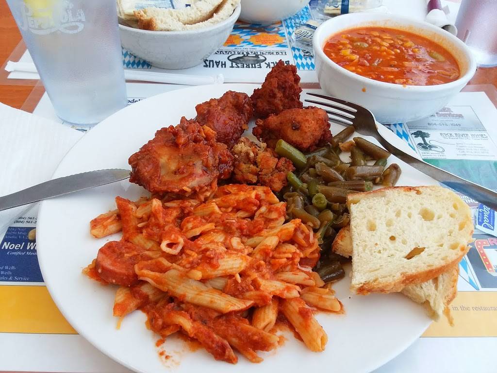 Black Forest Haus | restaurant | 18540 Patrick Henry Hwy, Amelia Court House, VA 23002, USA | 8045611738 OR +1 804-561-1738