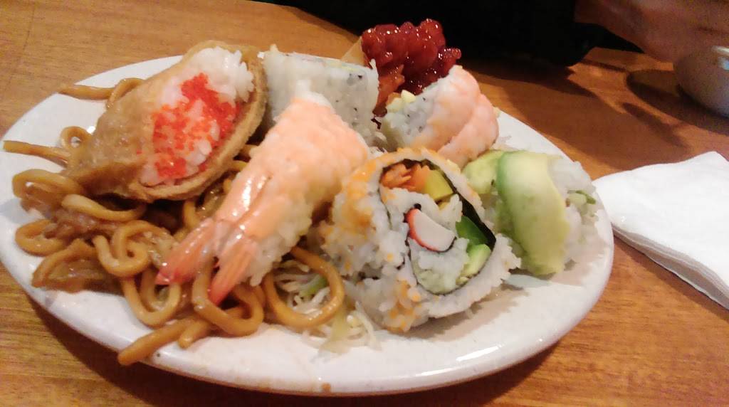 Grand King Buffet | restaurant | 661 E 24th St # 230, Holland, MI 49423, USA | 6167966988 OR +1 616-796-6988