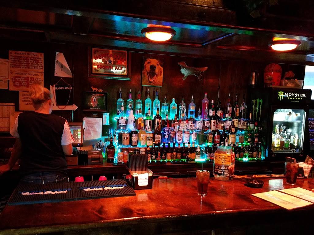 The Yellow Retriever Pub & Grill | night club | 19743 Farm to Market Rd 1488, Magnolia, TX 77355, USA | 2812597460 OR +1 281-259-7460