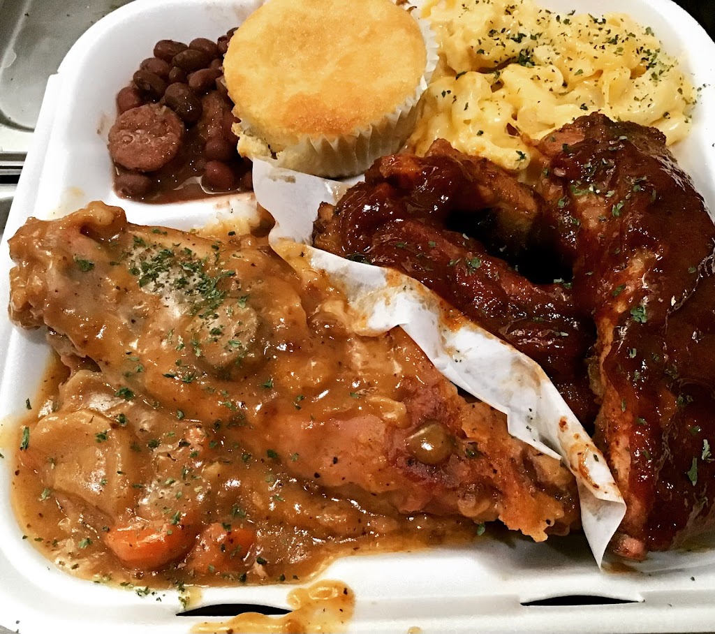 Off The Chain Soulfood Inc | restaurant | 1140 Commerce Center Dr, Lancaster, CA 93534, USA | 6615223165 OR +1 661-522-3165