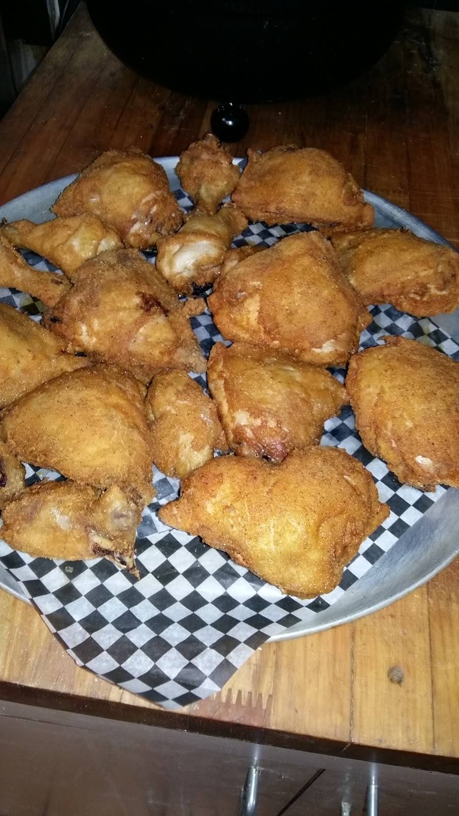 Lauzon Landing Sports Bar & Eatery | restaurant | 1545 Lauzon Rd, Windsor, ON N8S 3N4, Canada | 5199743387 OR +1 519-974-3387