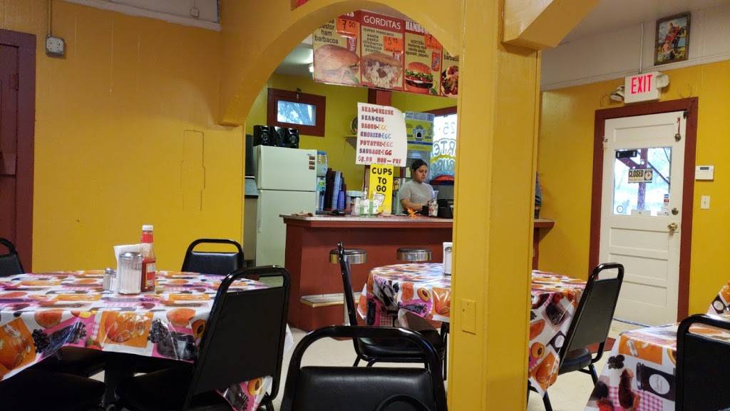 El Norteno | restaurant | 1643 Spur St, New Braunfels, TX 78130, USA | 8306252774 OR +1 830-625-2774