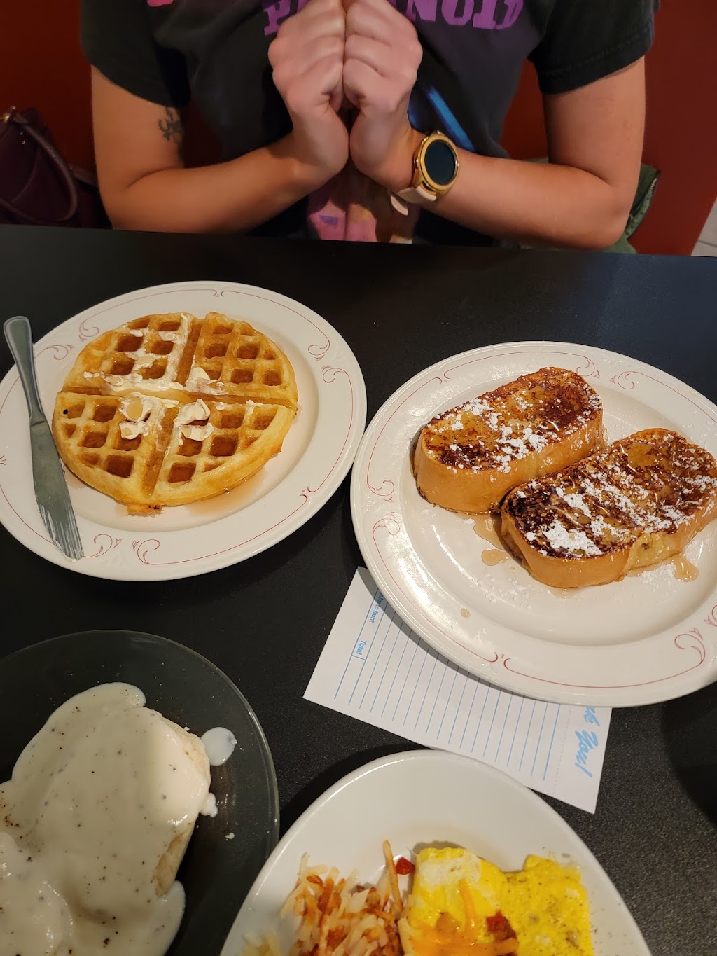 Carlitos Cafe | restaurant | 517 Main St, Woodward, OK 73801, USA | 5802542883 OR +1 580-254-2883