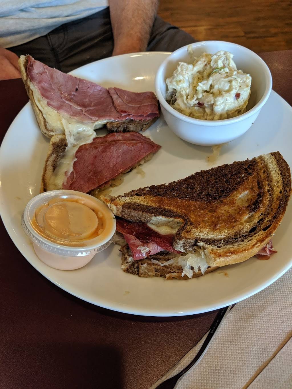 Mary’s Market | restaurant | 4866 Bluestem Rd, Roscoe, IL 61073, USA | 8152700575 OR +1 815-270-0575