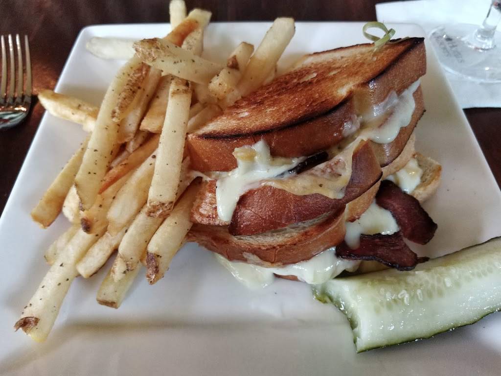 Frontier Tavern | restaurant | 2138 US-220 BUS, Bedford, PA 15522, USA | 8146245644 OR +1 814-624-5644