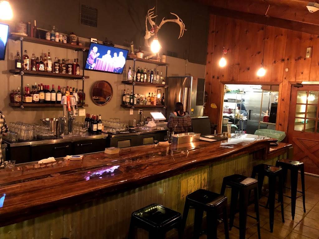 Salt Lick Tavern | restaurant | 14700 Elizabeth Lake Rd, Lake Hughes, CA 93532, USA | 6612626010 OR +1 661-262-6010