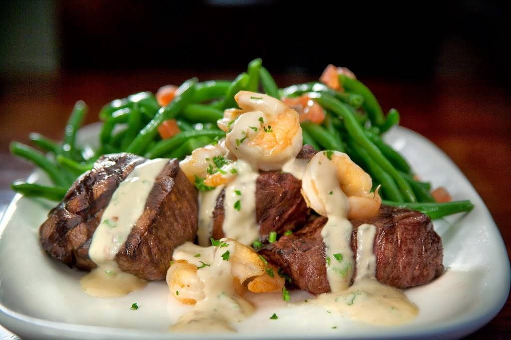 Harrys Seafood Bar & Grille | restaurant | 101 N Kentucky Ave, Lakeland, FL 33801, USA | 8636862228 OR +1 863-686-2228