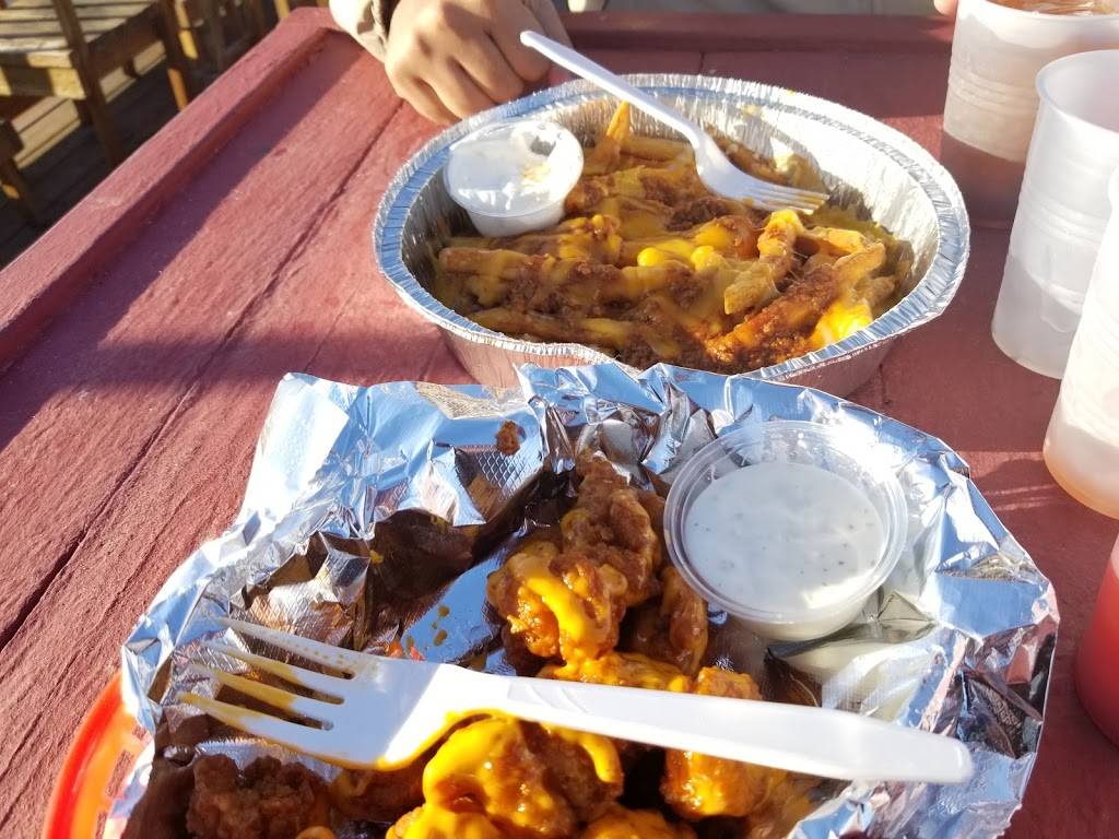 Hurricane Alleys | restaurant | 5 Boardwalk, Carolina Beach, NC 28428, USA | 9107070766 OR +1 910-707-0766