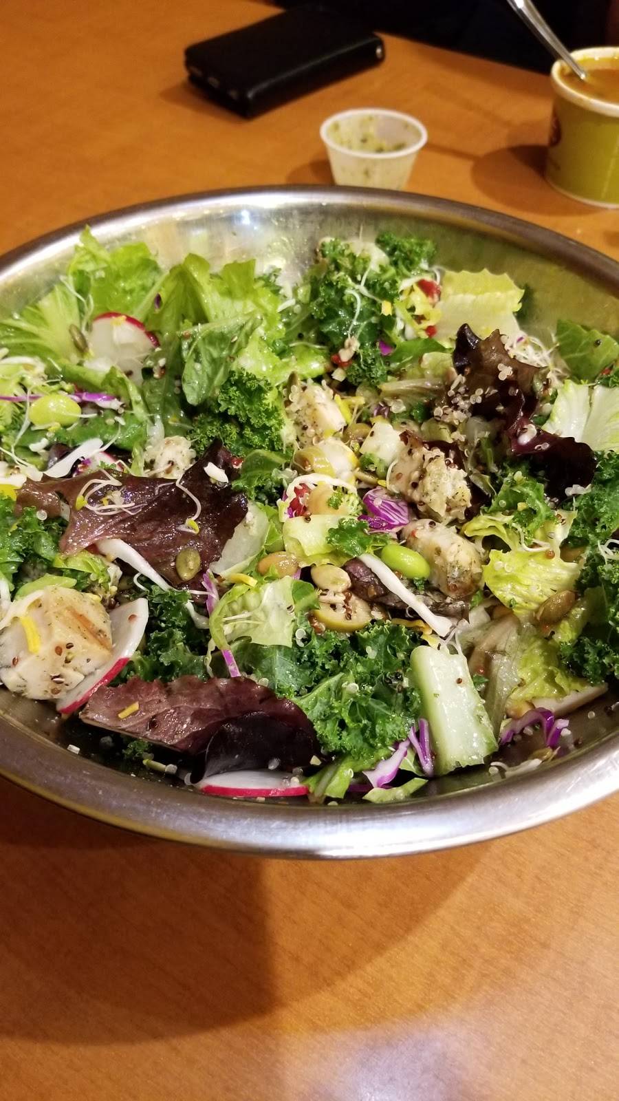 Salata | restaurant | 700 E Sonterra Blvd #1107, San Antonio, TX 78258, USA | 2102720424 OR +1 210-272-0424