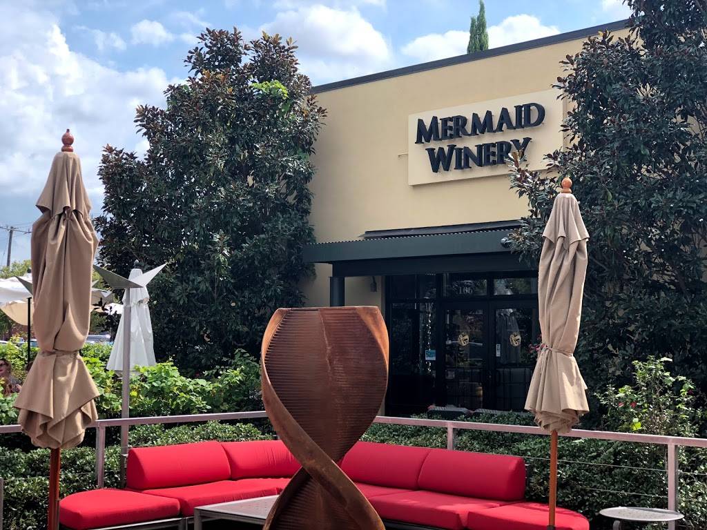 Mermaid Winery | restaurant | 2136, 330 W 22nd St, Norfolk, VA 23517, USA | 7572334155 OR +1 757-233-4155