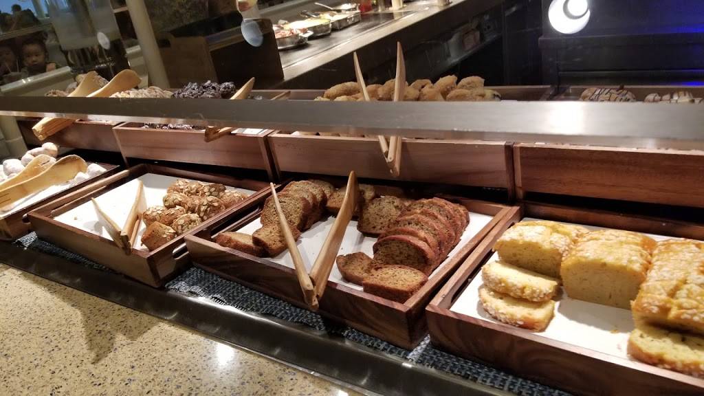 Cape May Cafe | restaurant | 1180 Seven Seas Drive, Orlando, FL 32830, USA | 4079393463 OR +1 407-939-3463