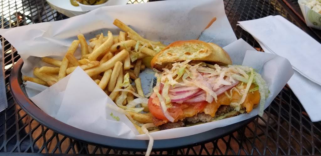 The Grid Bar & Grill | night club | 8545 N Lake Blvd, Kings Beach, CA 96143, USA | 5305460300 OR +1 530-546-0300