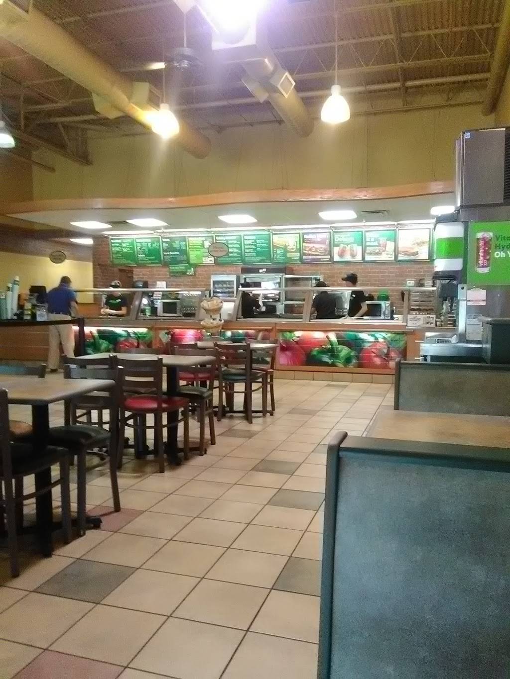 Subway Restaurants | restaurant | 14500 Trinity Blvd Ste 16, Fort Worth, TX 76155, USA | 8175719992 OR +1 817-571-9992