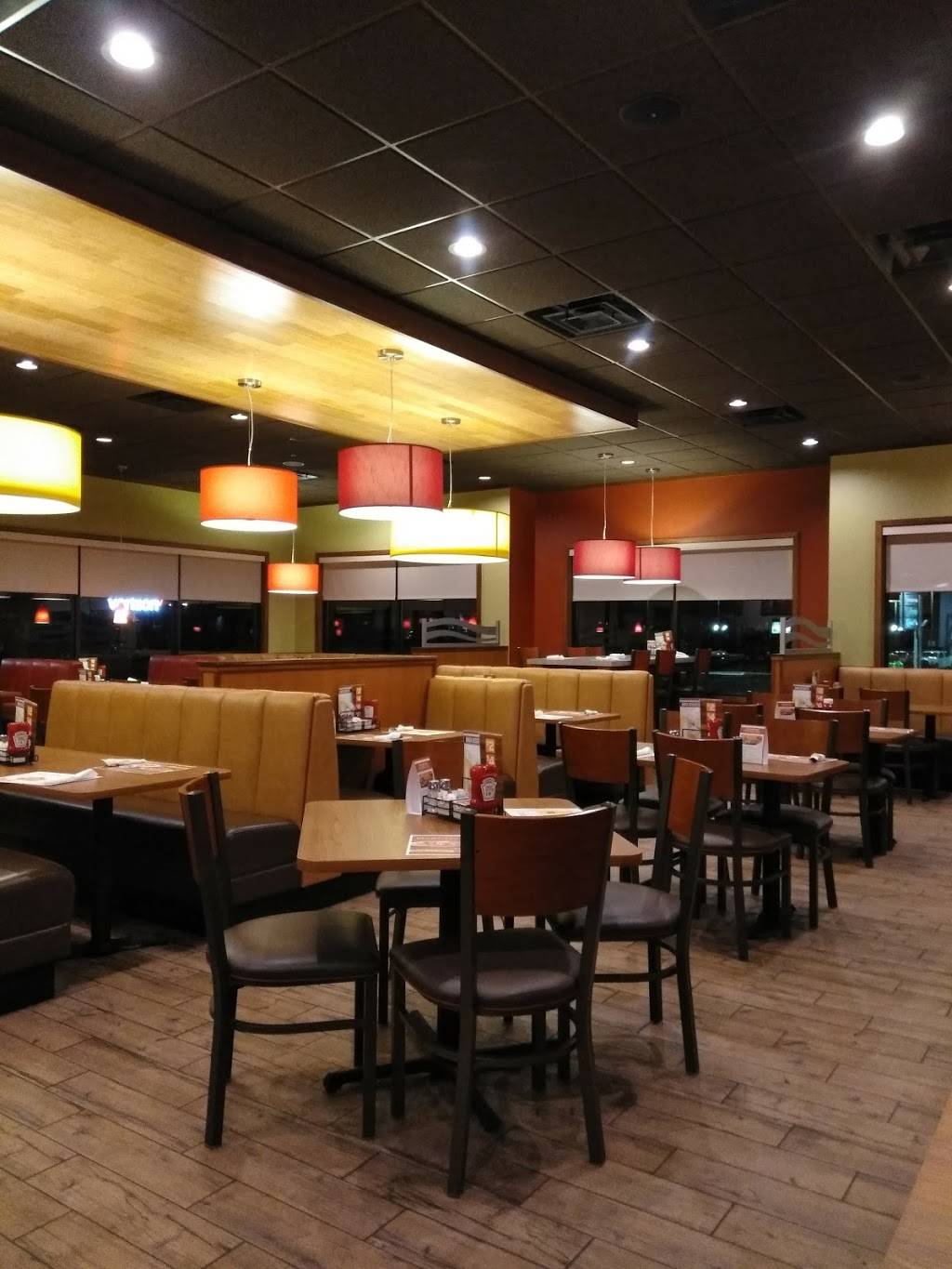 Dennys | restaurant | 199 Eisenhower Dr, Hanover, PA 17331, USA | 7176460001 OR +1 717-646-0001