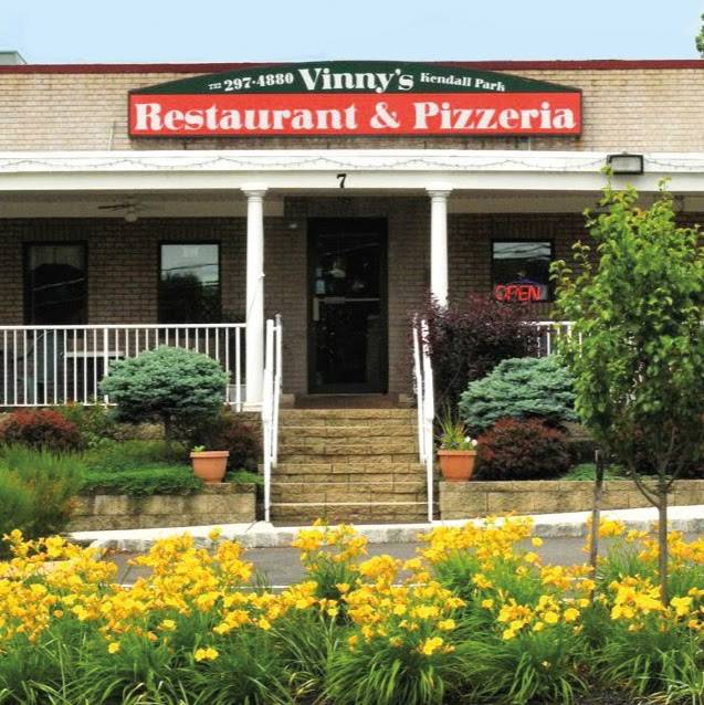 Vinnys Kendall Park Pizza & Restaurant | restaurant | 7 Allston Rd, Kendall Park, NJ 08824, USA | 7322974880 OR +1 732-297-4880