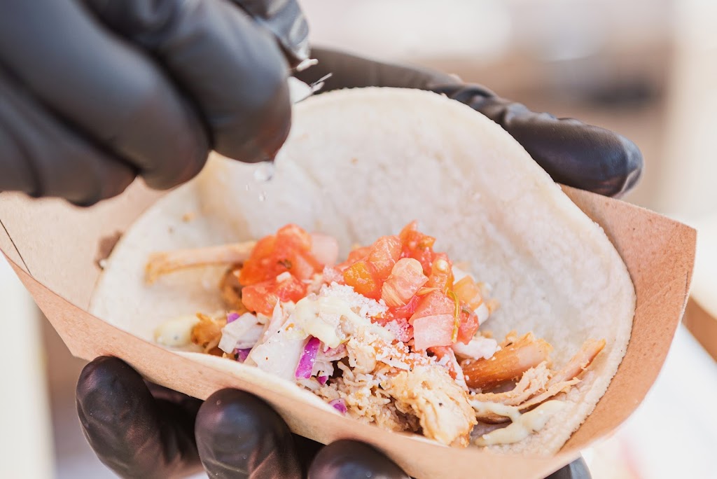 Courtside Cafe | restaurant | 30 Tradewinds Dr, Satellite Beach, FL 32937, USA | 3216004065 OR +1 321-600-4065