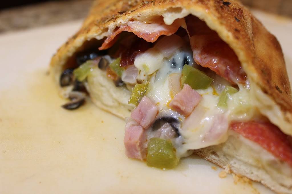 Village Pizza | restaurant | 121 Main St, Monson, MA 01057, USA | 4138939438 OR +1 413-893-9438