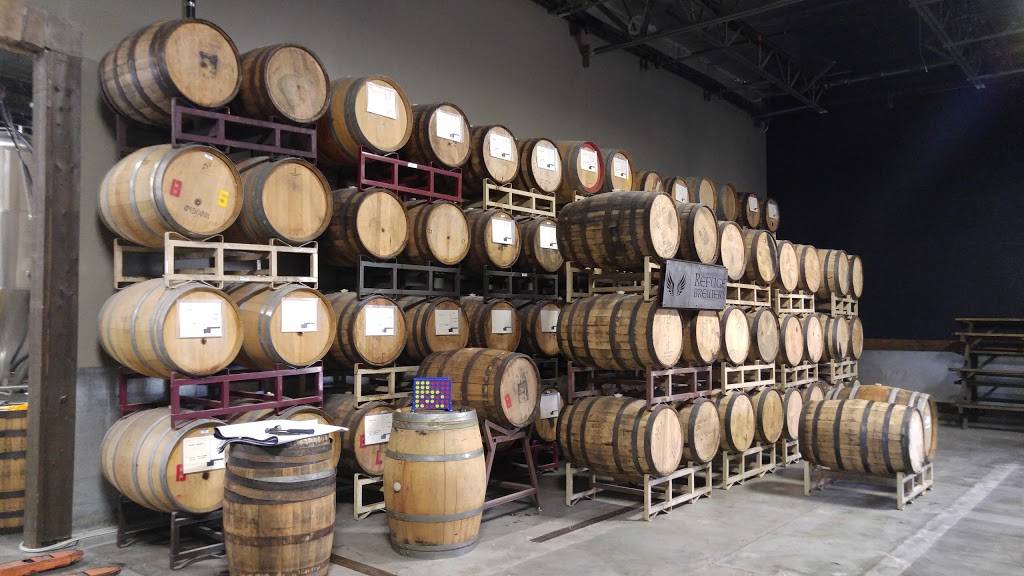 Refuge Brewery | restaurant | 43040 Rancho Way, Temecula, CA 92590, USA | 9515060609 OR +1 951-506-0609