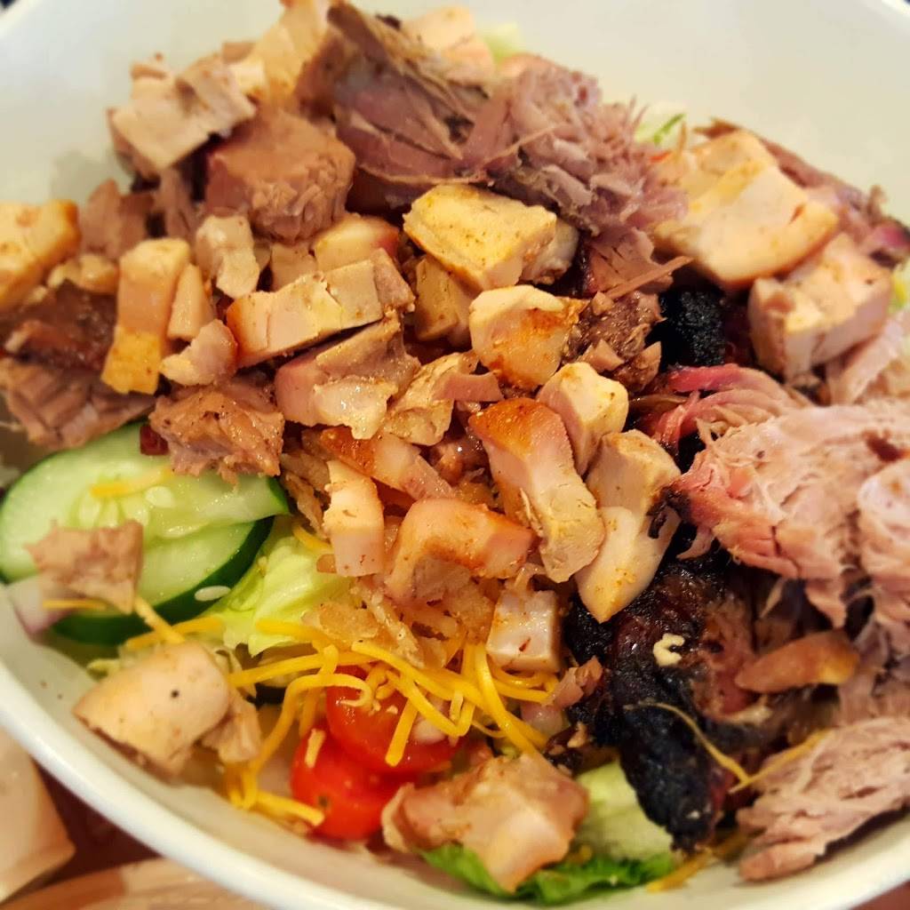 Bubbaques BBQ | restaurant | 3858 Sun City Center Blvd, Ruskin, FL 33573, USA | 8136343100 OR +1 813-634-3100