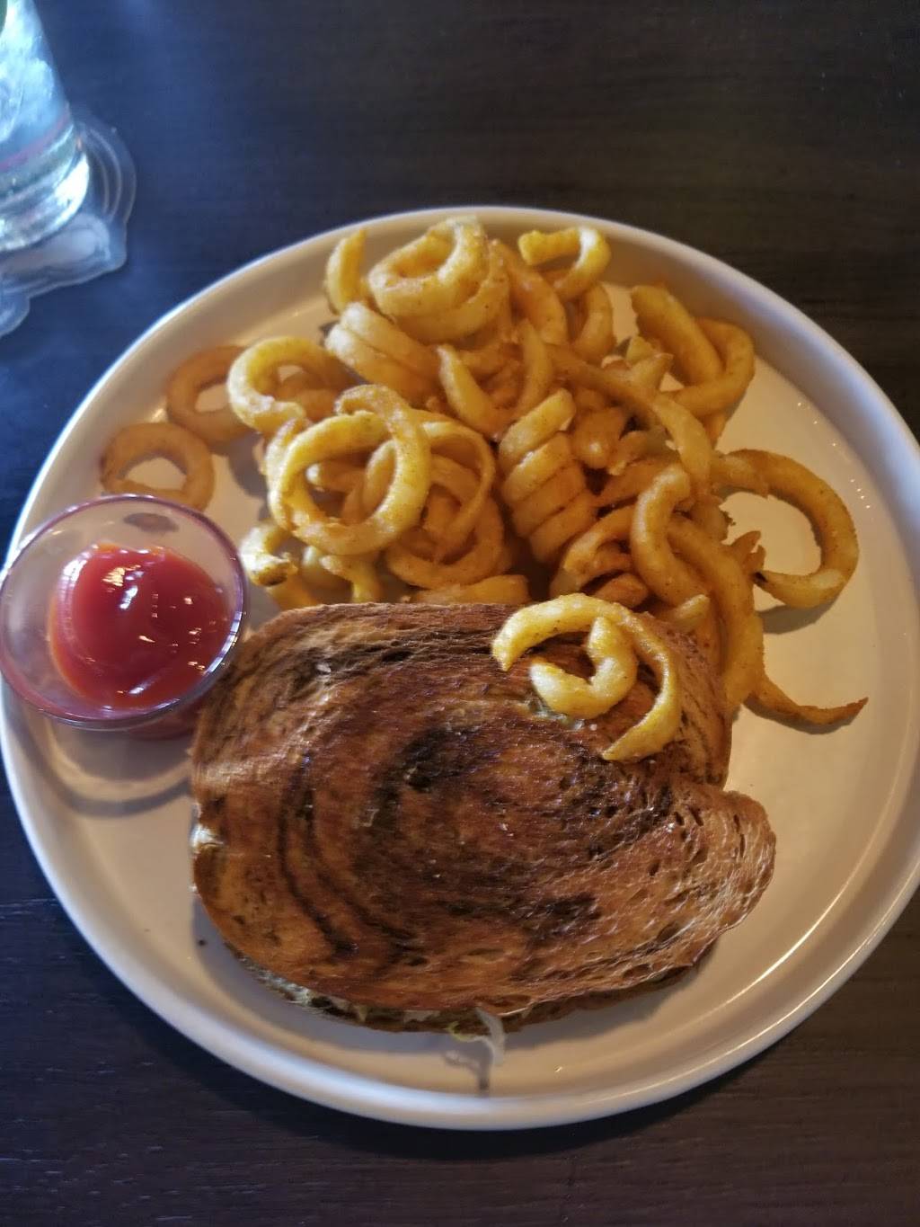 Local Traveler | restaurant | 7522 E Grand Ave, Dallas, TX 75214, USA | 2148174178 OR +1 214-817-4178