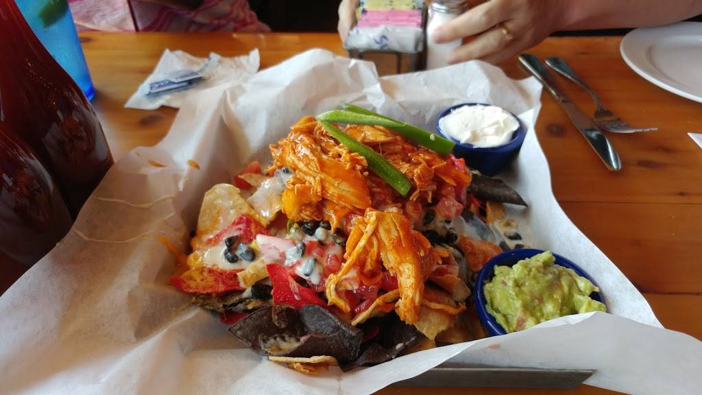 Cue Barbecue | restaurant | 13700 Highway 9 North, Alpharetta, GA 30004, USA | 7706670089 OR +1 770-667-0089