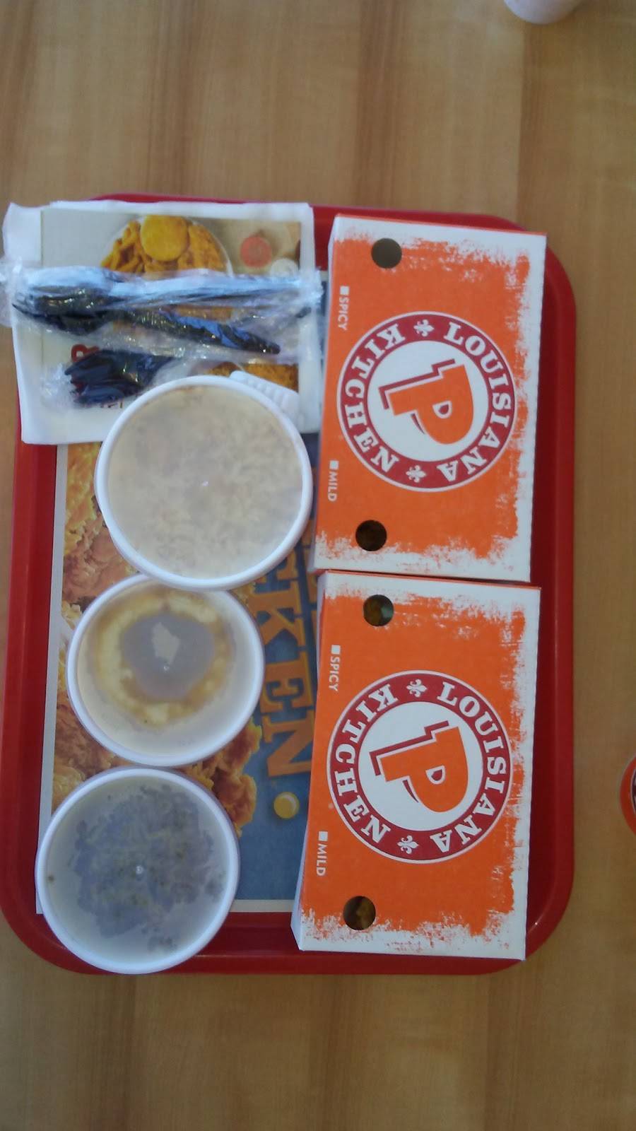 Popeyes Louisiana Kitchen | restaurant | 100 Chester Ave, Bakersfield, CA 93301, USA | 6618618422 OR +1 661-861-8422