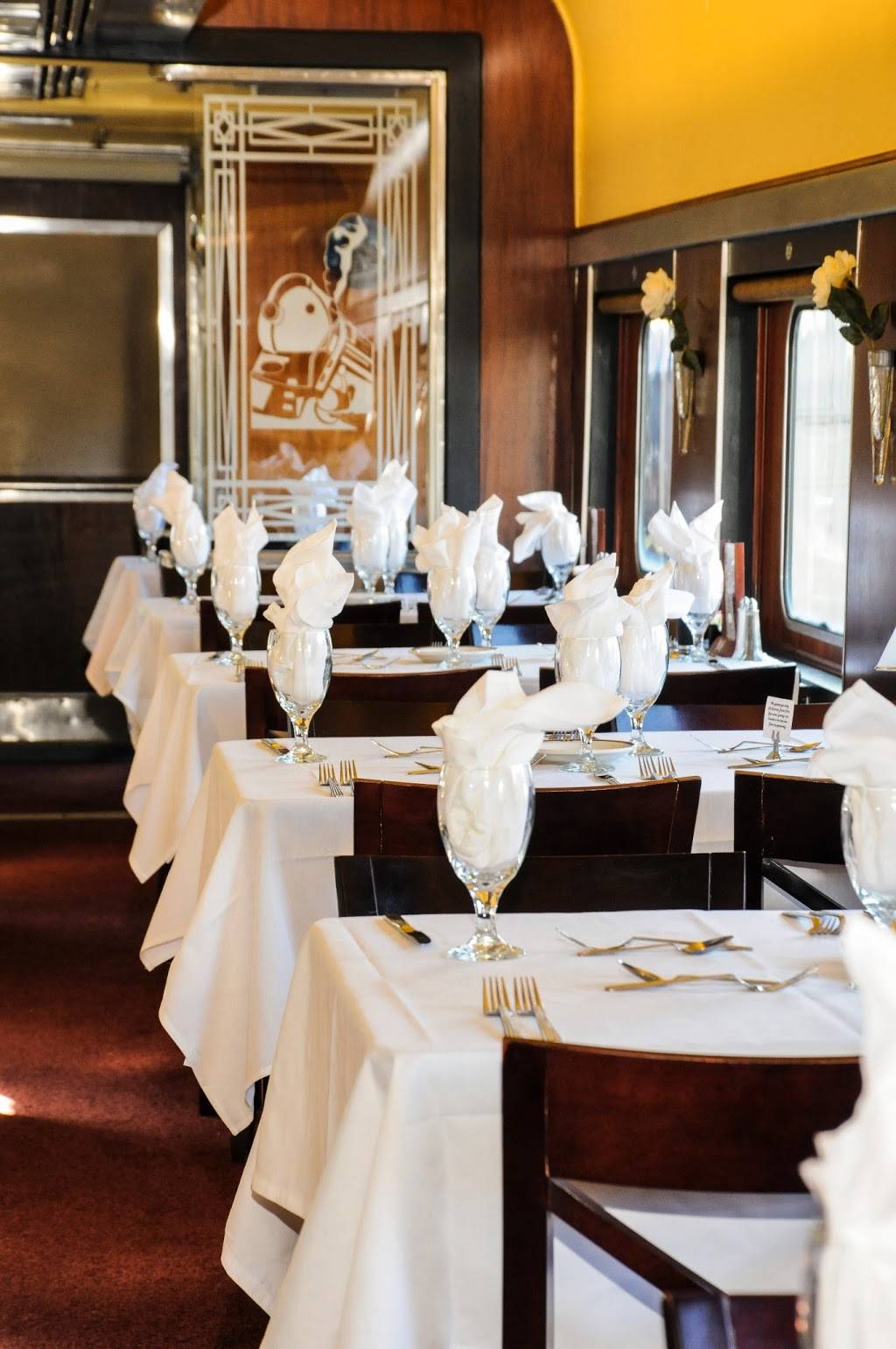 Cincinnati Dinner Train | restaurant | 2172 E Seymour Ave, Cincinnati, OH 45237, USA | 5137917245 OR +1 513-791-7245