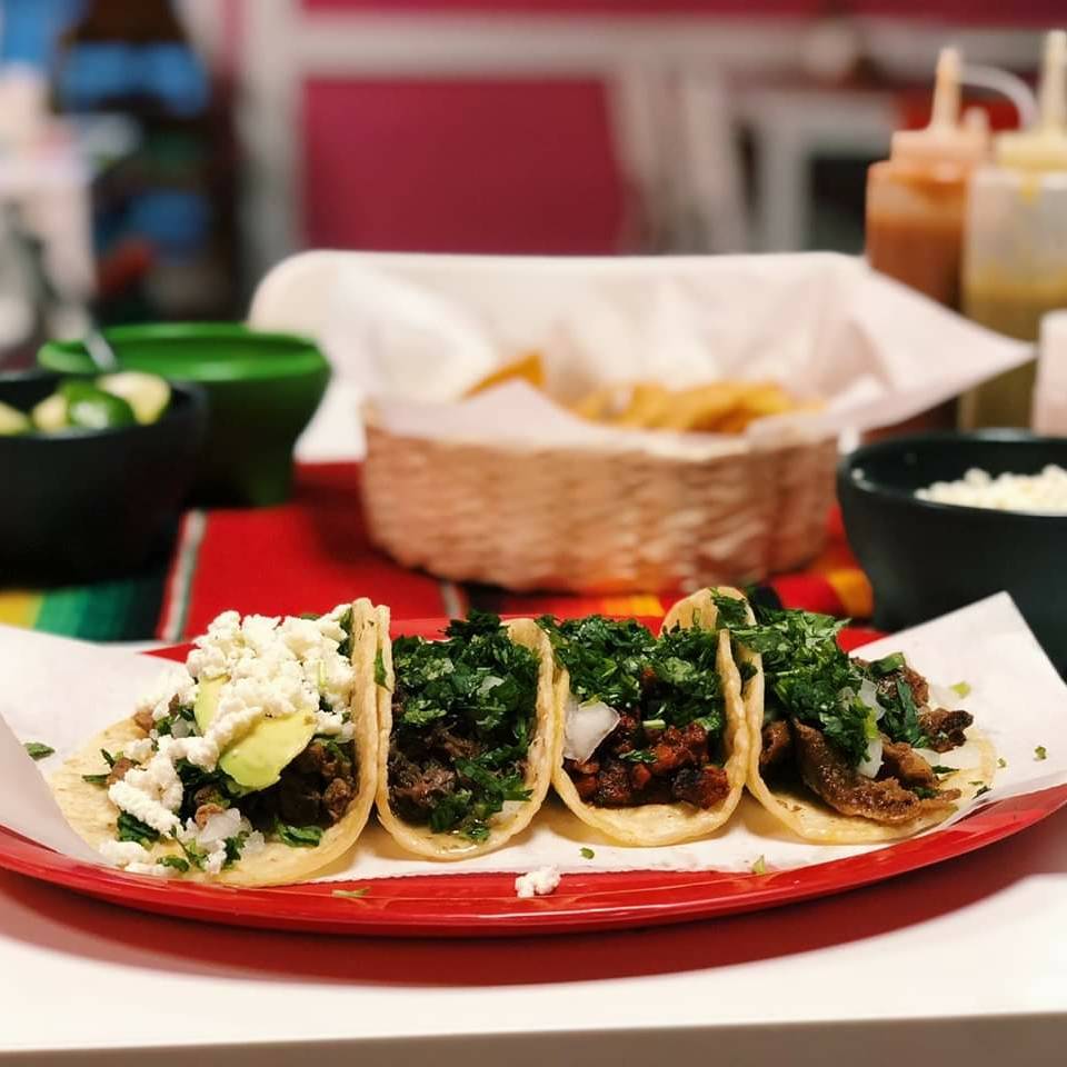 Santis Tacos | restaurant | 201 S L B J Dr, San Marcos, TX 78666, USA | 5126676997 OR +1 512-667-6997