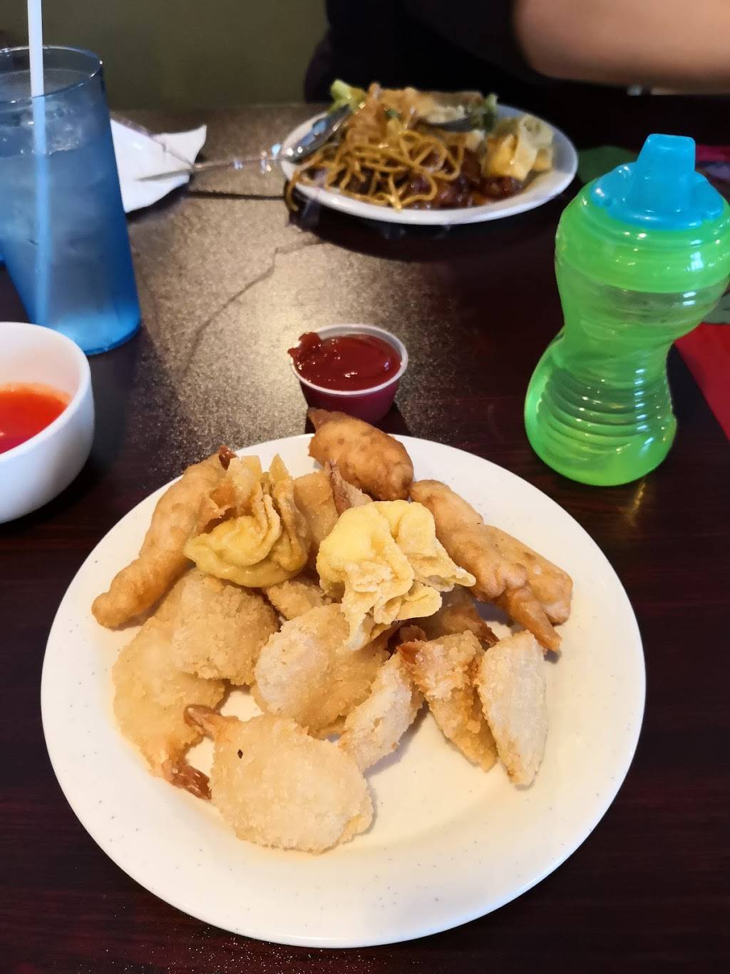 No 1 China Buffet | restaurant | 684 W Veterans Pkwy, Yorkville, IL 60560, USA | 6305531668 OR +1 630-553-1668