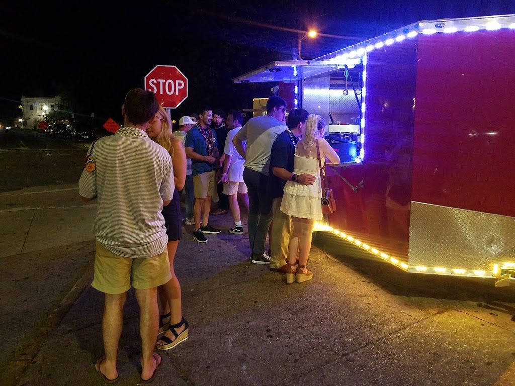 Panchos Burritos & Midnight Munchies | restaurant | 3807 W Navy Blvd, Pensacola, FL 32507, USA | 8506015080 OR +1 850-601-5080