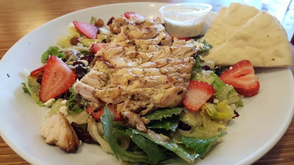 Daphnes | restaurant | 9828 Mission Gorge Rd b, Santee, CA 92071, USA | 6195961470 OR +1 619-596-1470