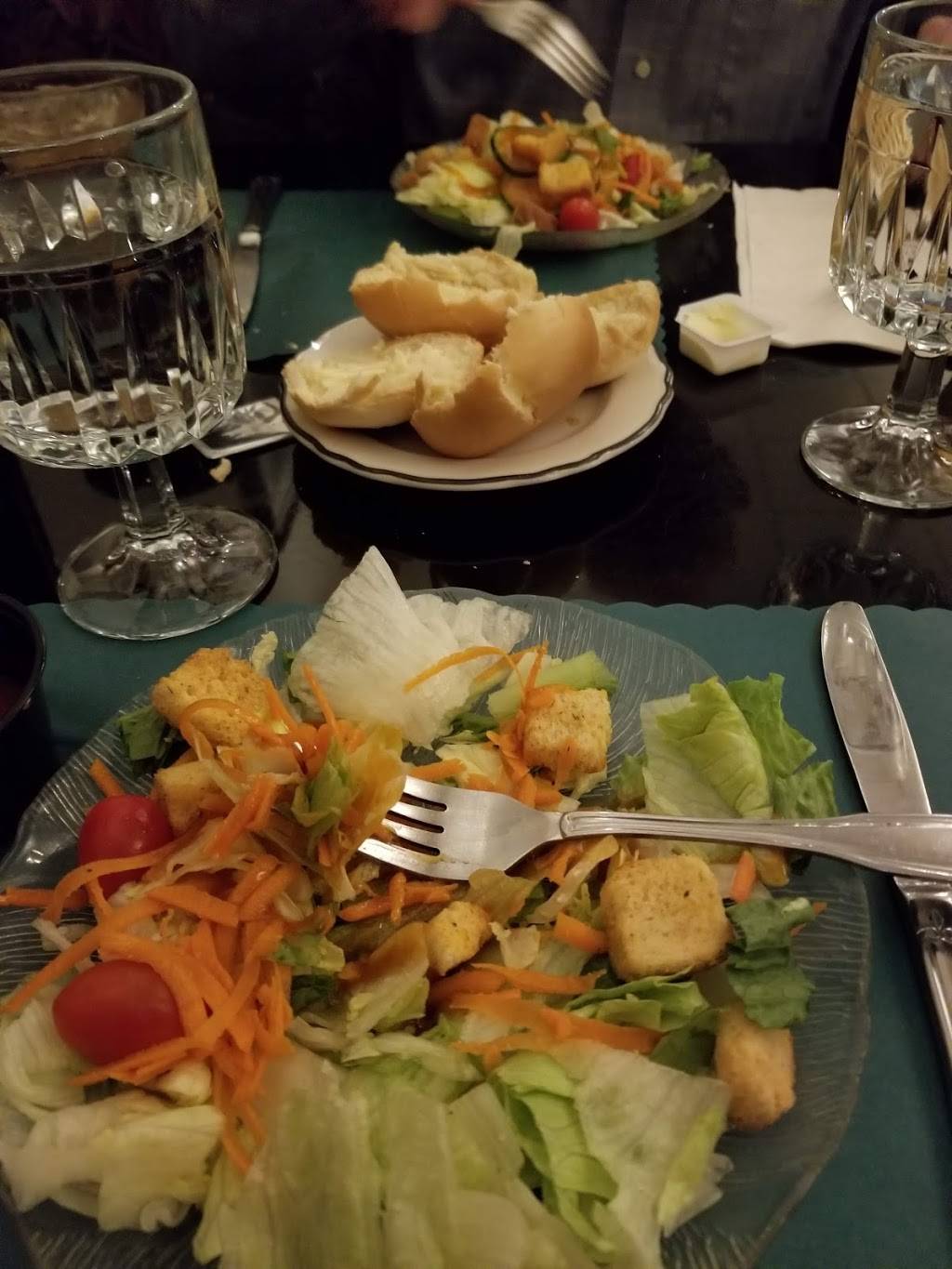 Rupps Downtown | restaurant | 925 N 8th St, Sheboygan, WI 53081, USA | 9204598155 OR +1 920-459-8155